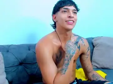 Chaturbate Live Porn of kroywave