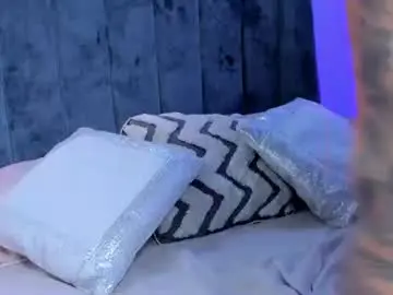 Chaturbate Sex Cam of kroywave