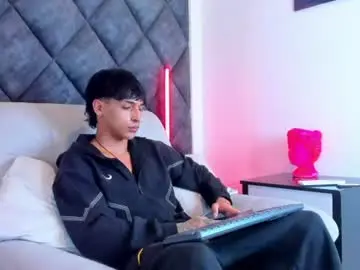 Chaturbate Live Porn of kroywave