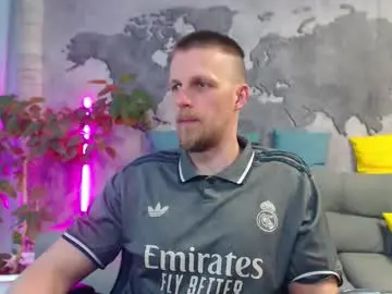 Chaturbate Free Porn Cam of vikingchrisss