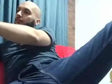 Chaturbate Live Porn of dinchtcams