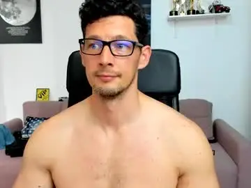 Chaturbate Live Sex Cam of brutusk1