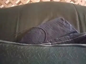 Chaturbate Live Sex Cam of biggestboiiii