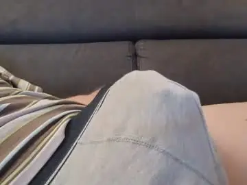 Chaturbate Live Sex Cam of chezmonsieur_g