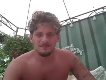 Chaturbate Adult Webcam of roberto_twink1