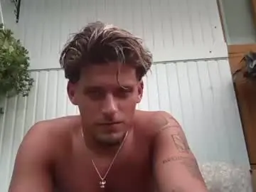 Chaturbate Nude Webcam of roberto_twink1