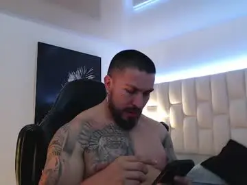 Chaturbate Live Sex Cam of luck_grey