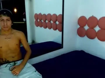 Chaturbate Watch Live Sex Cams of juliianwolf
