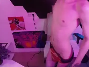 Chaturbate Live Sex Cam of shiromy_
