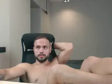 Chaturbate Best live sex cam show of sandro_best
