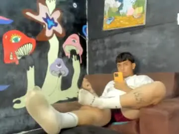 Chaturbate Live Porn of daniel_0127