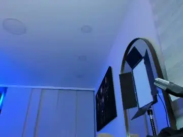 Chaturbate Live Porn of enzo_marblisky