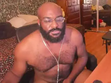 Chaturbate Live Sex Cam of mrchuckdailyxxx