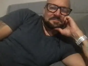 Chaturbate Adult Video Chat of pleasesitonmycock