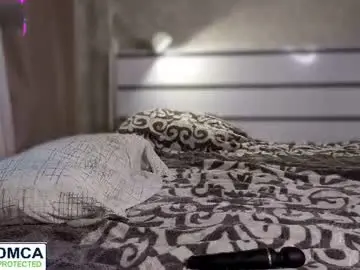 Chaturbate Live Sex Cam of your_new_boyfriend17