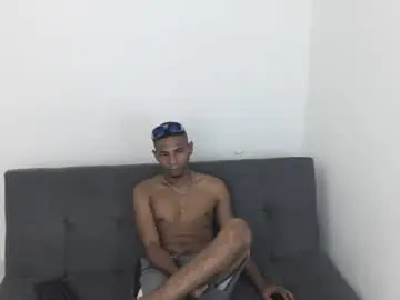 Chaturbate Live Porn of masters_latins