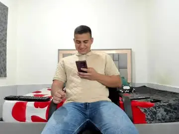 Chaturbate Adult Webcams of simonkeler