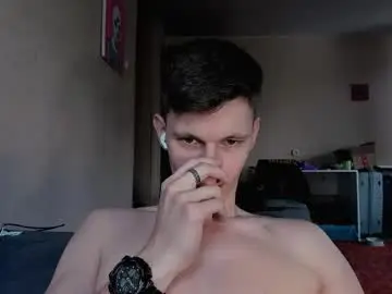 Chaturbate Sex Cam of kevin_hornyyy