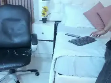 Chaturbate Adult Video Chat of leocarteer