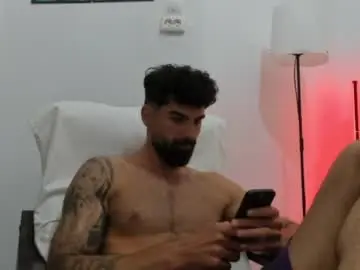 Chaturbate Live Sex Cam of cuteeboy