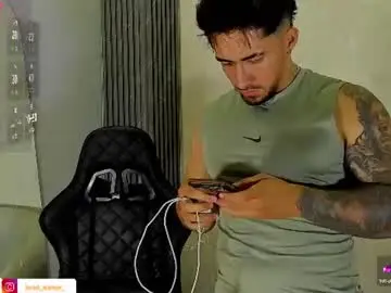 Chaturbate Adult Video Chat of brad_summer
