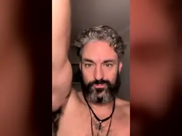 Chaturbate Best live sex cam show of hungitalian40