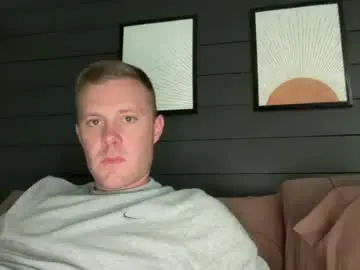 Chaturbate Live Sex Cam of whoops1017