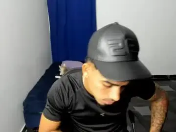 Chaturbate Adult Video Chat of master_boy28