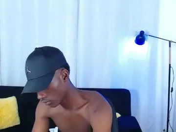 Chaturbate Live Sex of alexaandro18