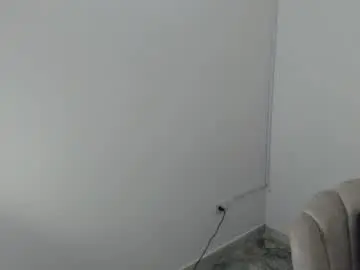 Chaturbate Free Porn Cam of alexx_cum18