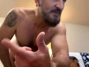 Chaturbate Free Porn Cam of italiankingstripper