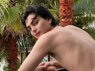 Livejasmin Free Porn Cam of DanMoore