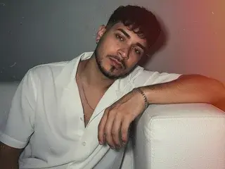 Streamate Nude Webcam of MateoSantoss