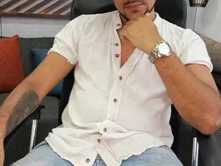 Streamate Watch Live Sex Cams of PaulRivera