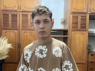 Streamate Free Porn Cam of King_Axel