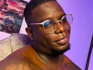 Streamate Best live sex cam show of MuscularJohn