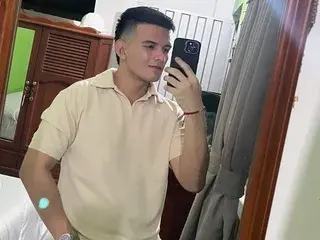 Streamate Private Sex Chat of BoyHot_Mio