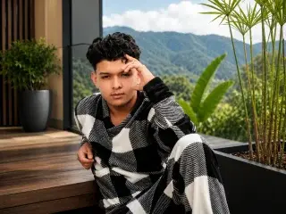 Streamate Watch Live Sex Cams of NathanBroks
