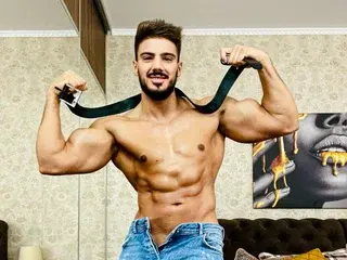Streamate Watch Live Sex Cams of DustinKent