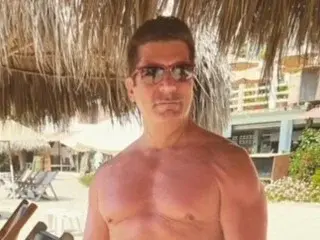 Streamate Nude Webcam of PeterHughes