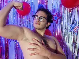 Streamate Watch Live Sex Cams of DYLAN_SOLER