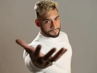 Streamate Free Porn Cam of SteveBlaze