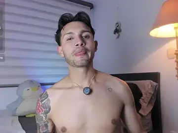 Stripchat Adult Video Chat of Leo_Carteer