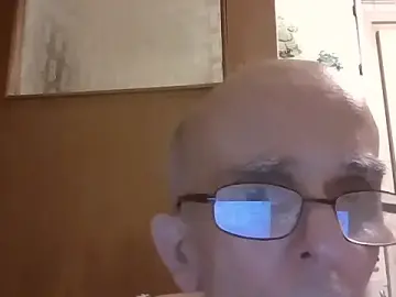 Stripchat Free Porn Cam of mariusica1@xh