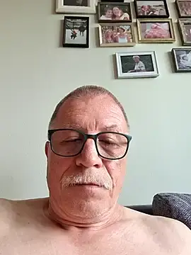 Stripchat Live Porn of NextAct92