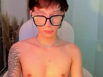Stripchat Live Sex of AndyWiilliams