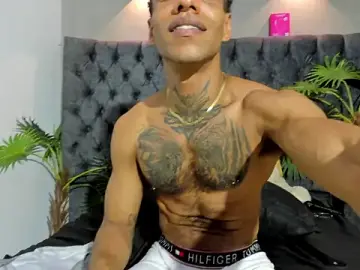 Stripchat Live Sex of Salomon_koude