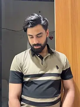 Stripchat Nude Webcam of Royalboy_03