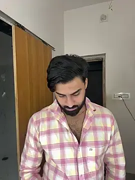 Stripchat Free Porn Cam of Royalboy_03