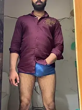 Stripchat Free Porn Cam of Royalboy_03
